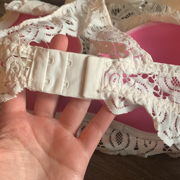 NWOT Victoria’s Secret Push Up Lace Bralette - Picture 4 of 6